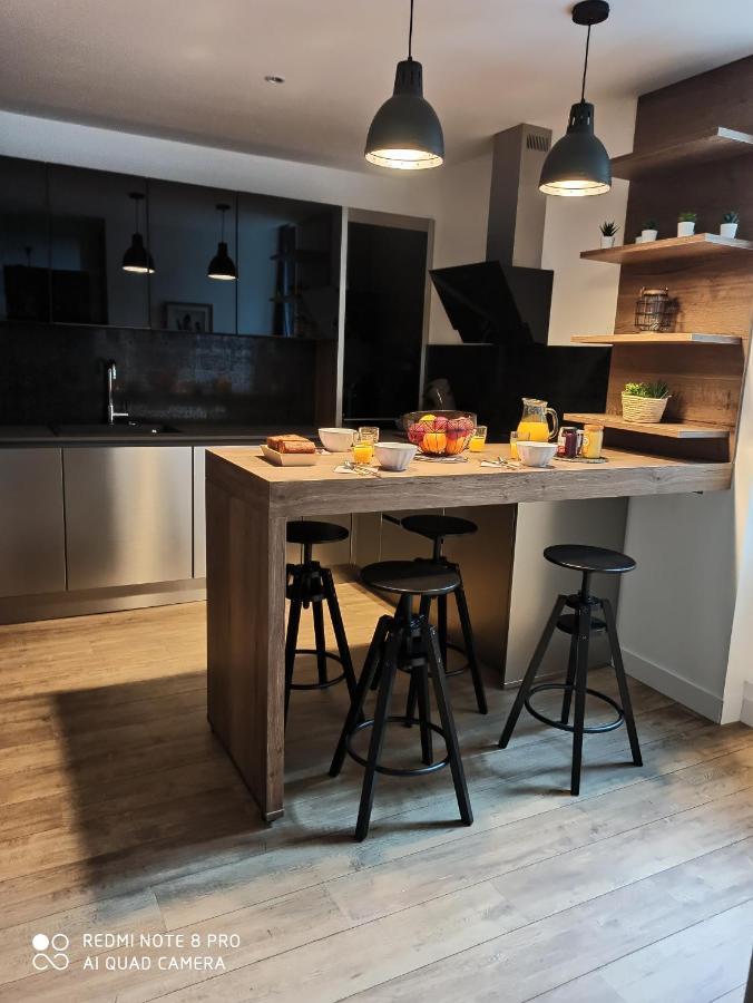 Triplex 110 M2 Centre Historique Avec Jacuzzi Dinan Leilighet Eksteriør bilde
